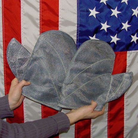chicago-protective-apparel-wm-105-ctj-10-v-9-closed-top-wire-mesh-vertex-covermitts.jpg